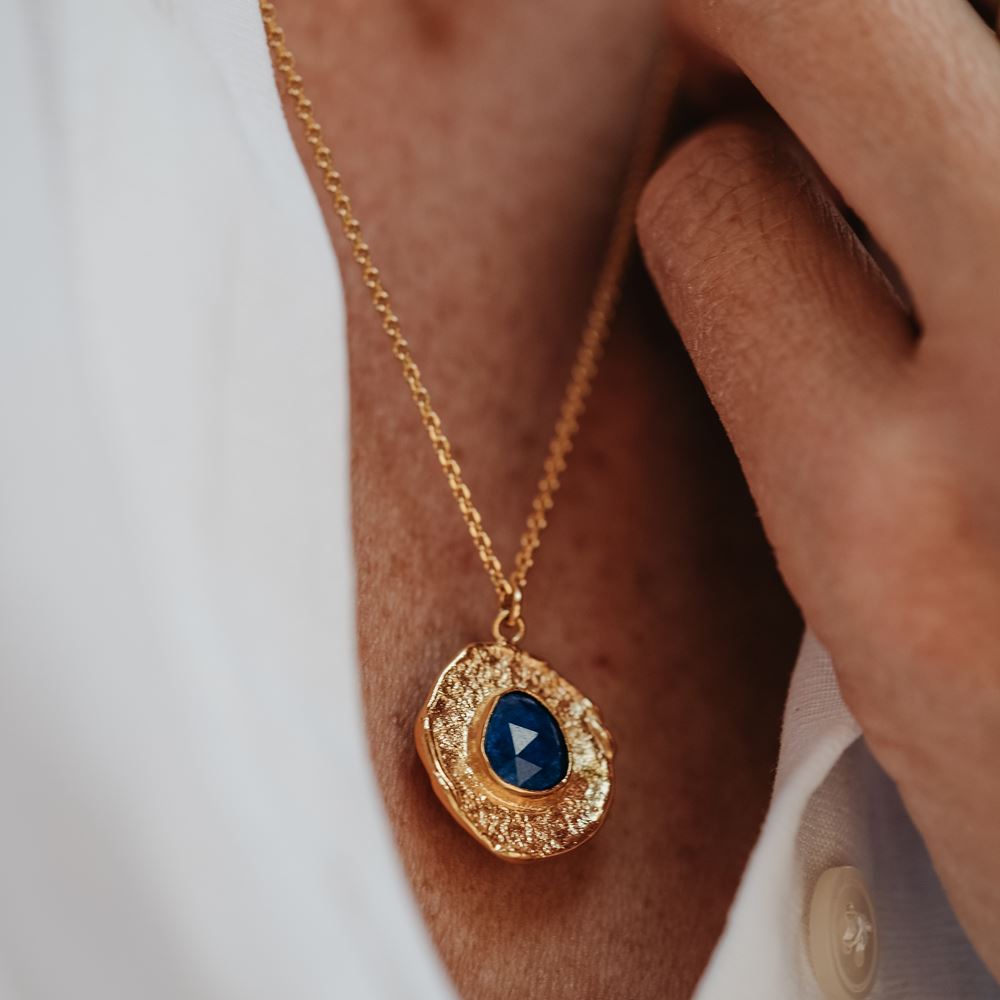 Necklace Aura - Self confidence (gold plated)