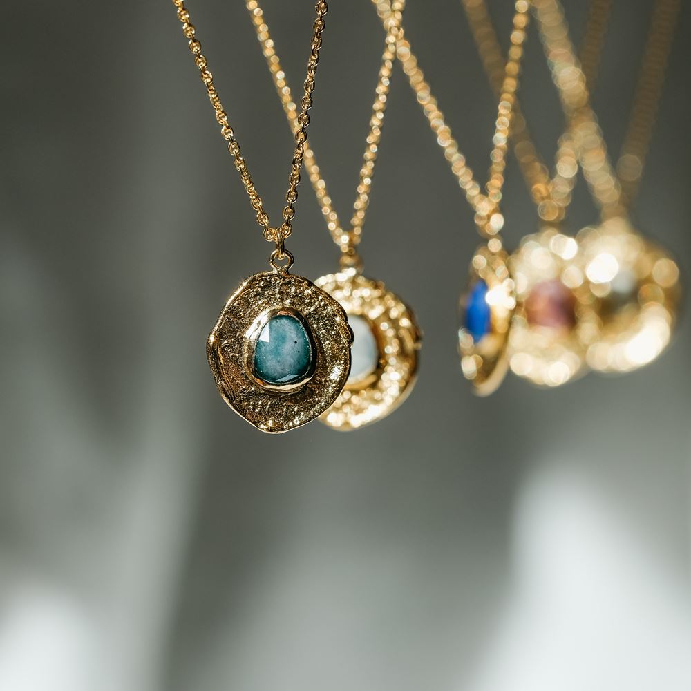 Necklace Aura - Courage (gold plated)