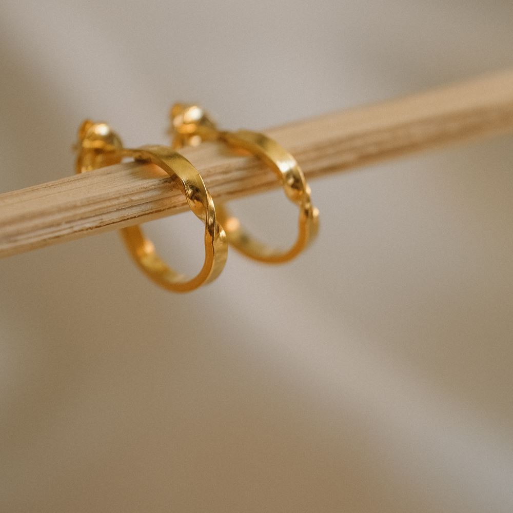 Mini creole Fairy Sacha (18k gold)