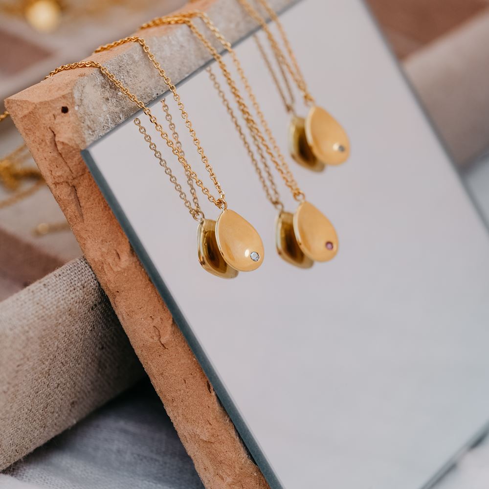 Necklace "Tribe" - 1 stone (18k gold)