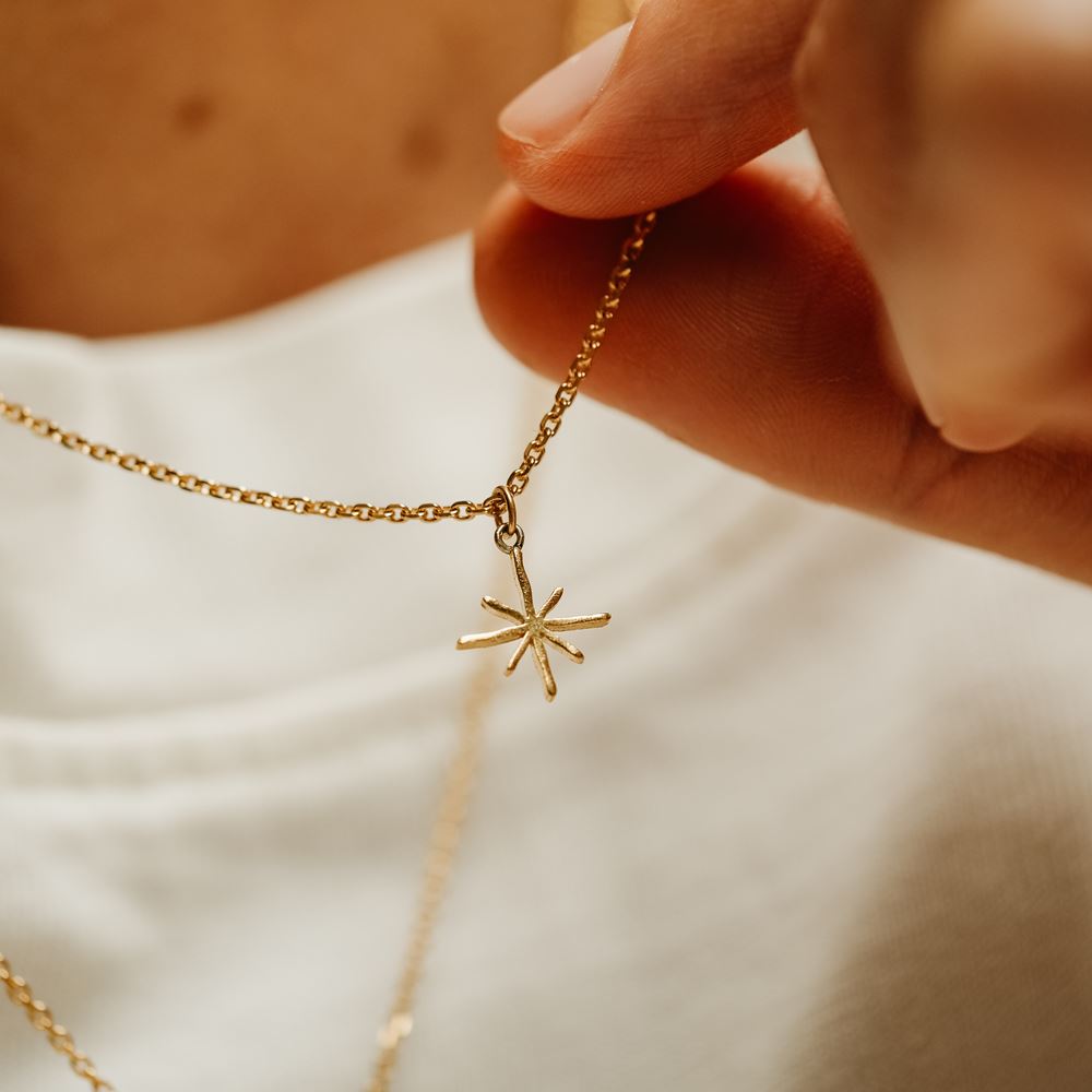 Necklace "Reliance" (18k gold)