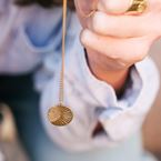 Necklace The tumbler (gold plated)