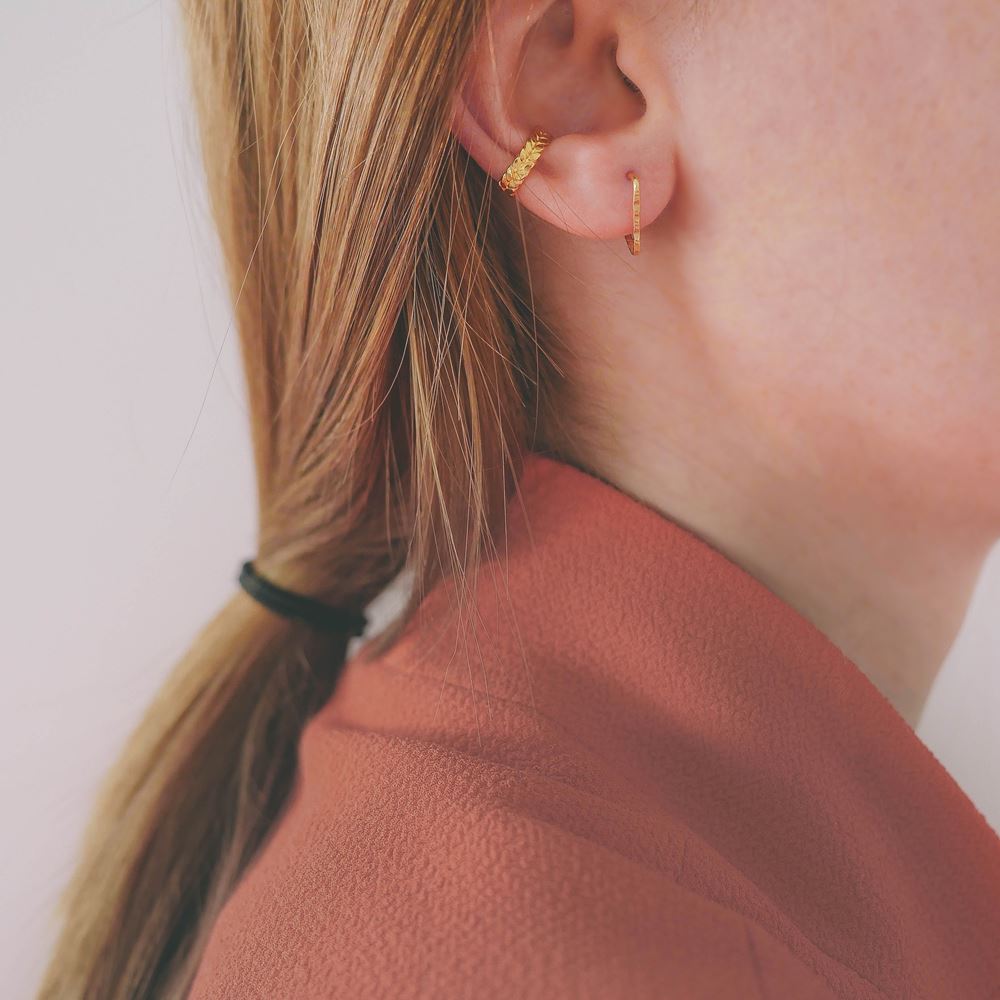 Mini Creole "Fée Clochette" (18ct gold)