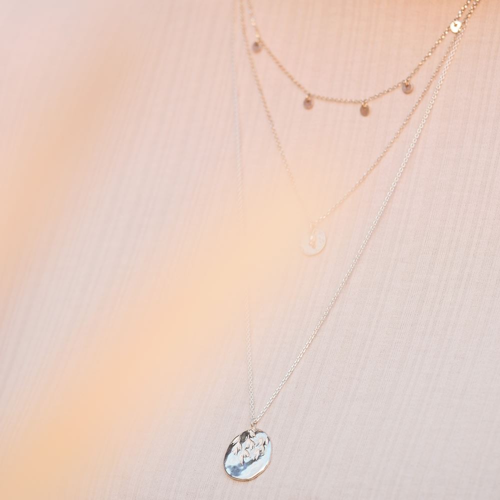 Long necklace "Grandmother Willow" (18k gold)