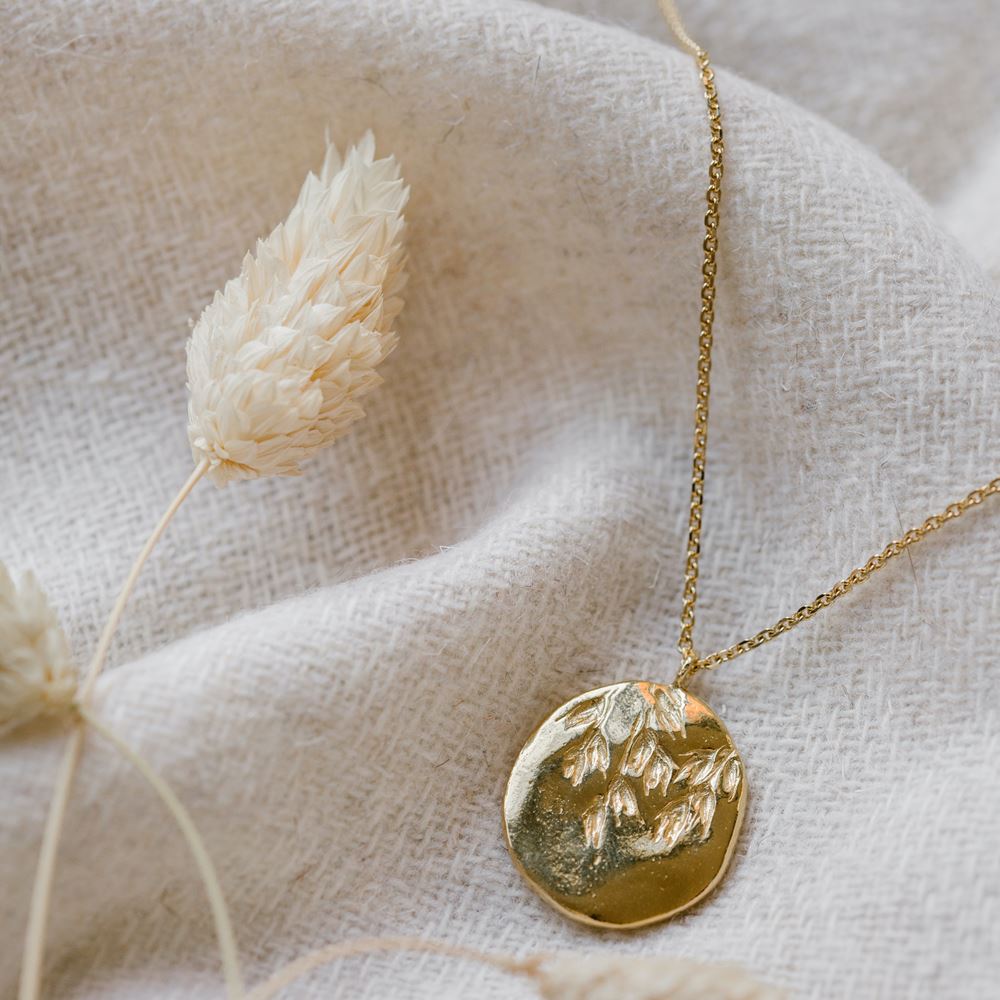 Long necklace "Grandmother Willow" (18k gold)