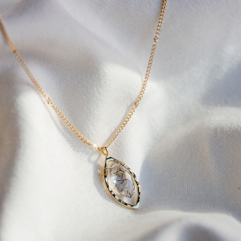 Necklace Gaïa (18k gold)