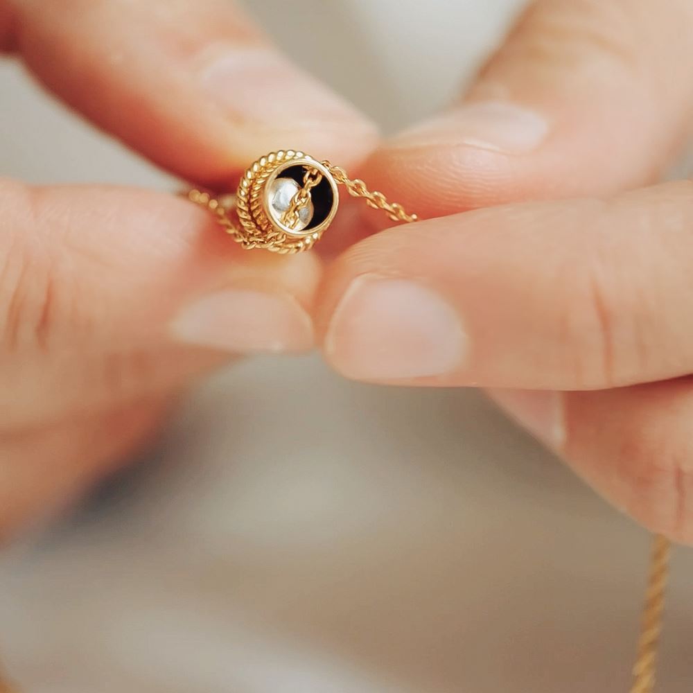 Necklace "The Messenger" (gold plated)