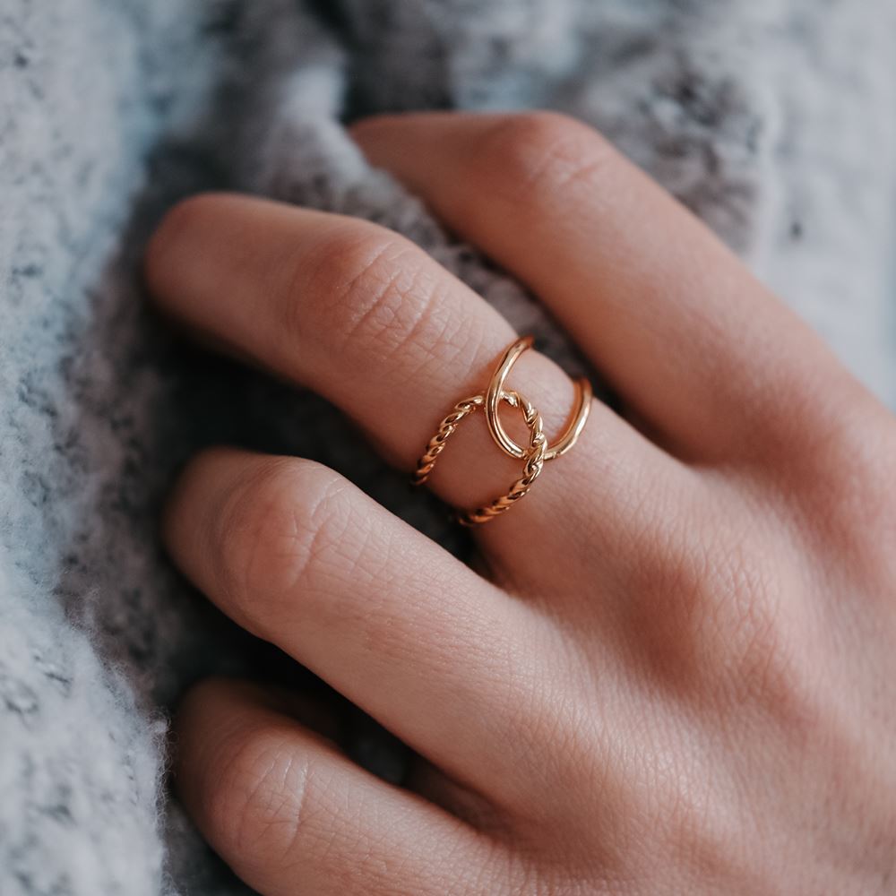 Ring L'attachante (18k gold)