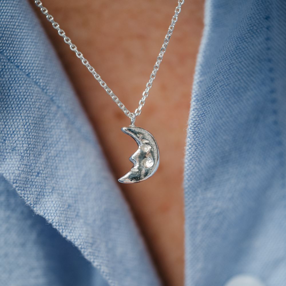 Halsketting "speelse ziel" - Maan (zilver 925)