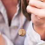 Halsketting De tuimelaar (18k goud)